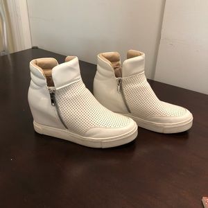 Steve Madden ankle booties